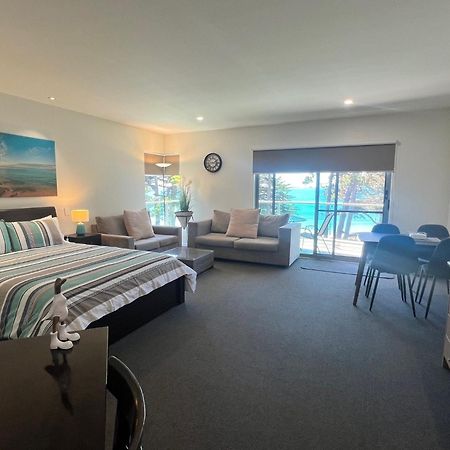 Phillip Island Holiday Apartments Cowes Exteriör bild
